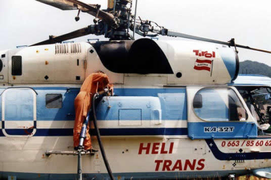 Talstation Grünbach, Auftanken des Helikopters Kamov KA-32T