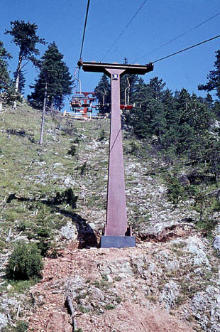 Sesselbahn Hohe Wand, Blechkastenstütze